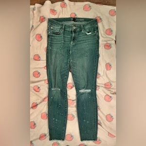 Gap size 6 ripped jeans